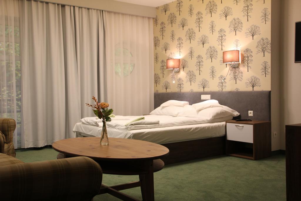 Hotel Lesny Сопот Экстерьер фото