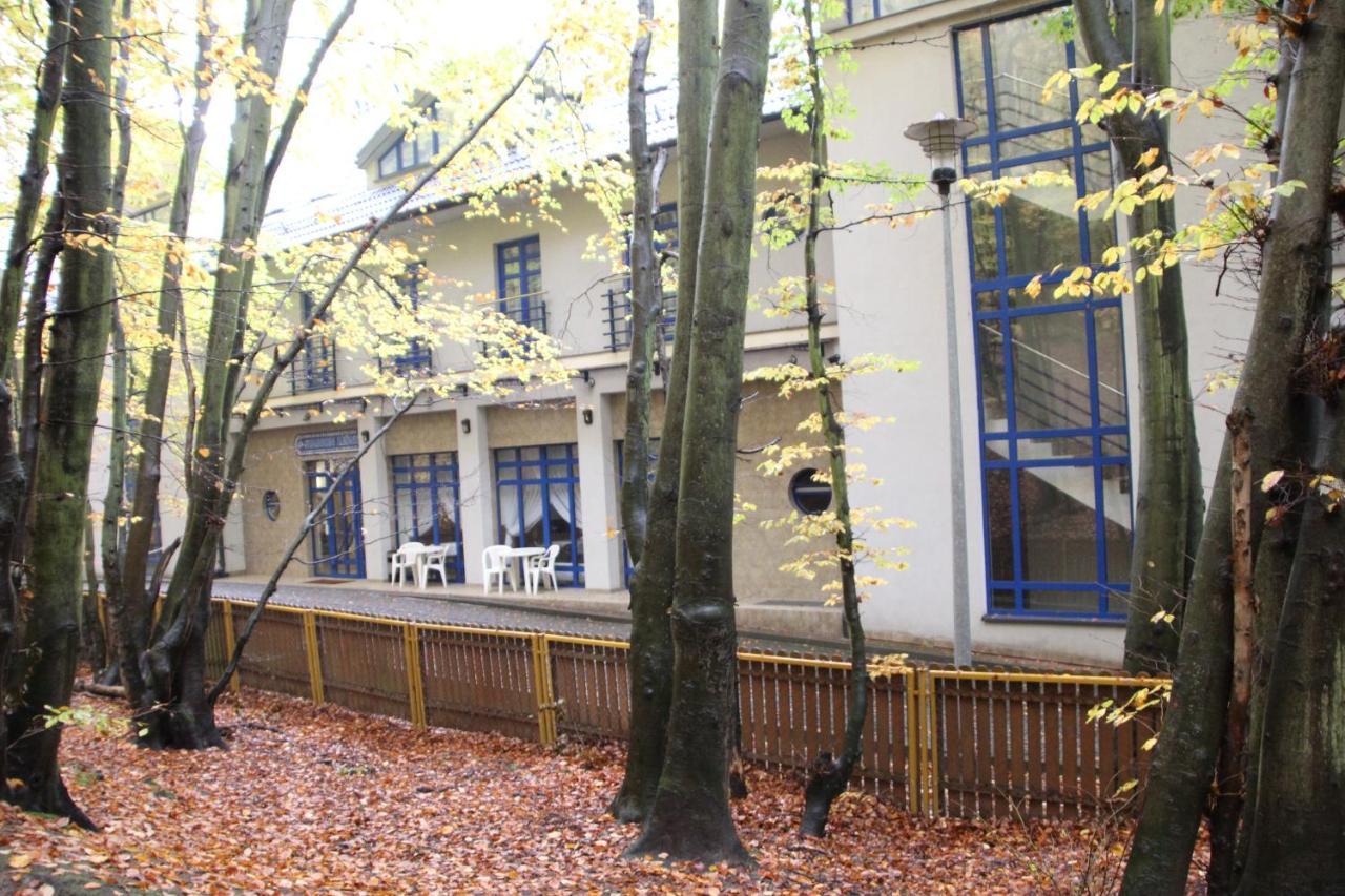 Hotel Lesny Сопот Экстерьер фото